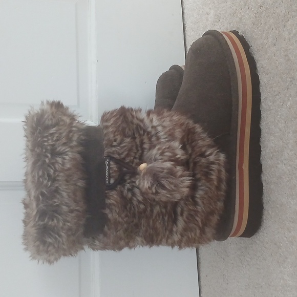 BearPaw Retro Tama Winter Boots Chocolate Brown - Picture 2 of 9